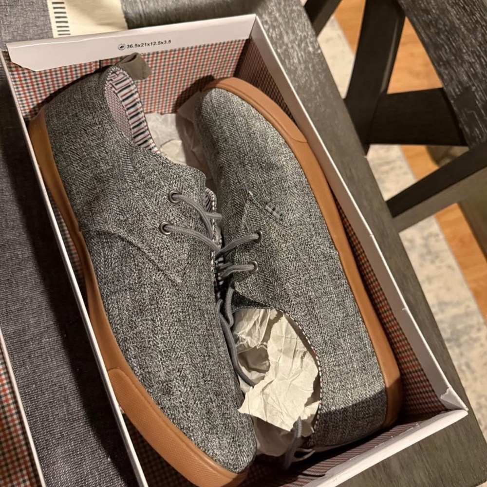 Ben Sherman Gray and Brown Sneakers Minimalist Design
